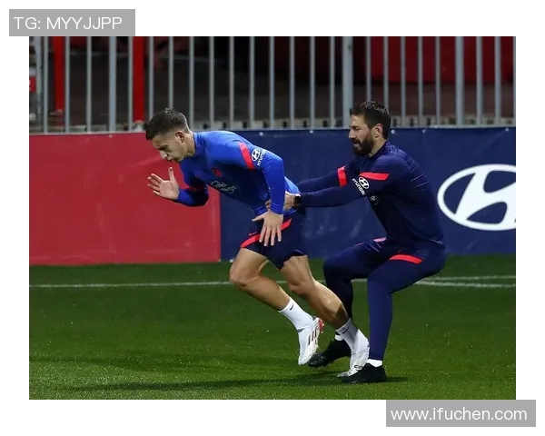 友谊赛平局AC米兰与马竞激战正酣全场观众热情高涨